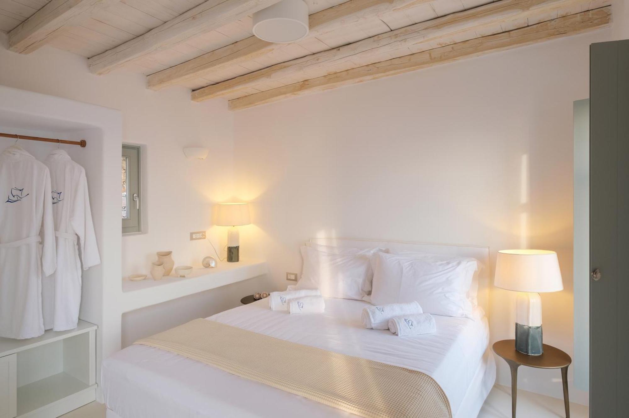 Odyssey Rock Milos Sunset Suites Plaka  Екстер'єр фото