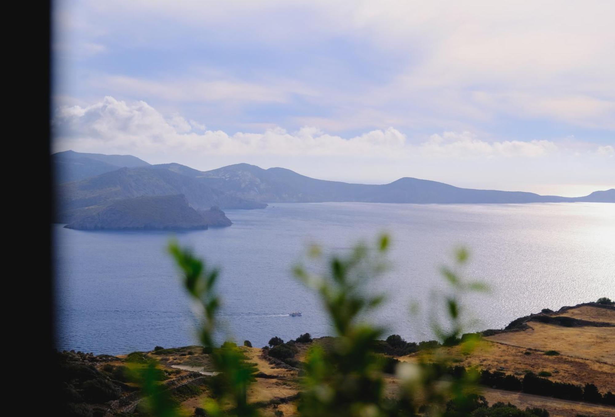 Odyssey Rock Milos Sunset Suites Plaka  Екстер'єр фото