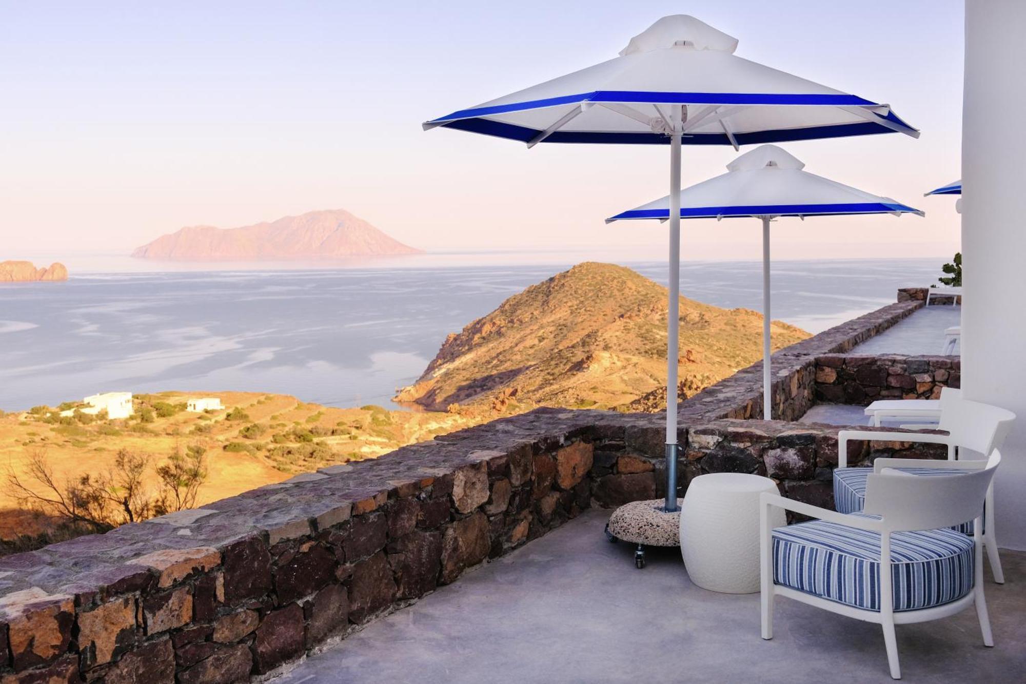 Odyssey Rock Milos Sunset Suites Plaka  Екстер'єр фото