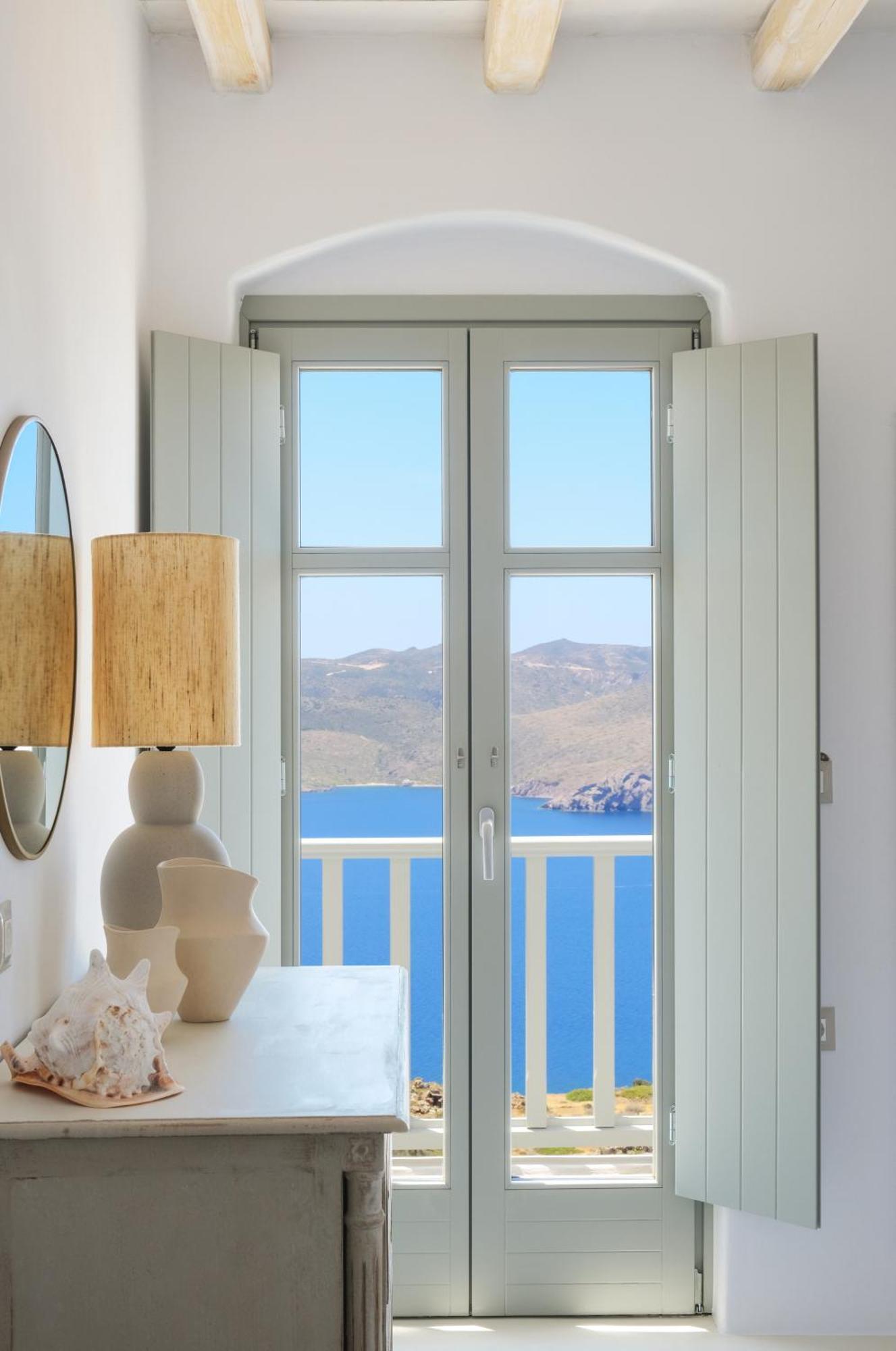 Odyssey Rock Milos Sunset Suites Plaka  Екстер'єр фото