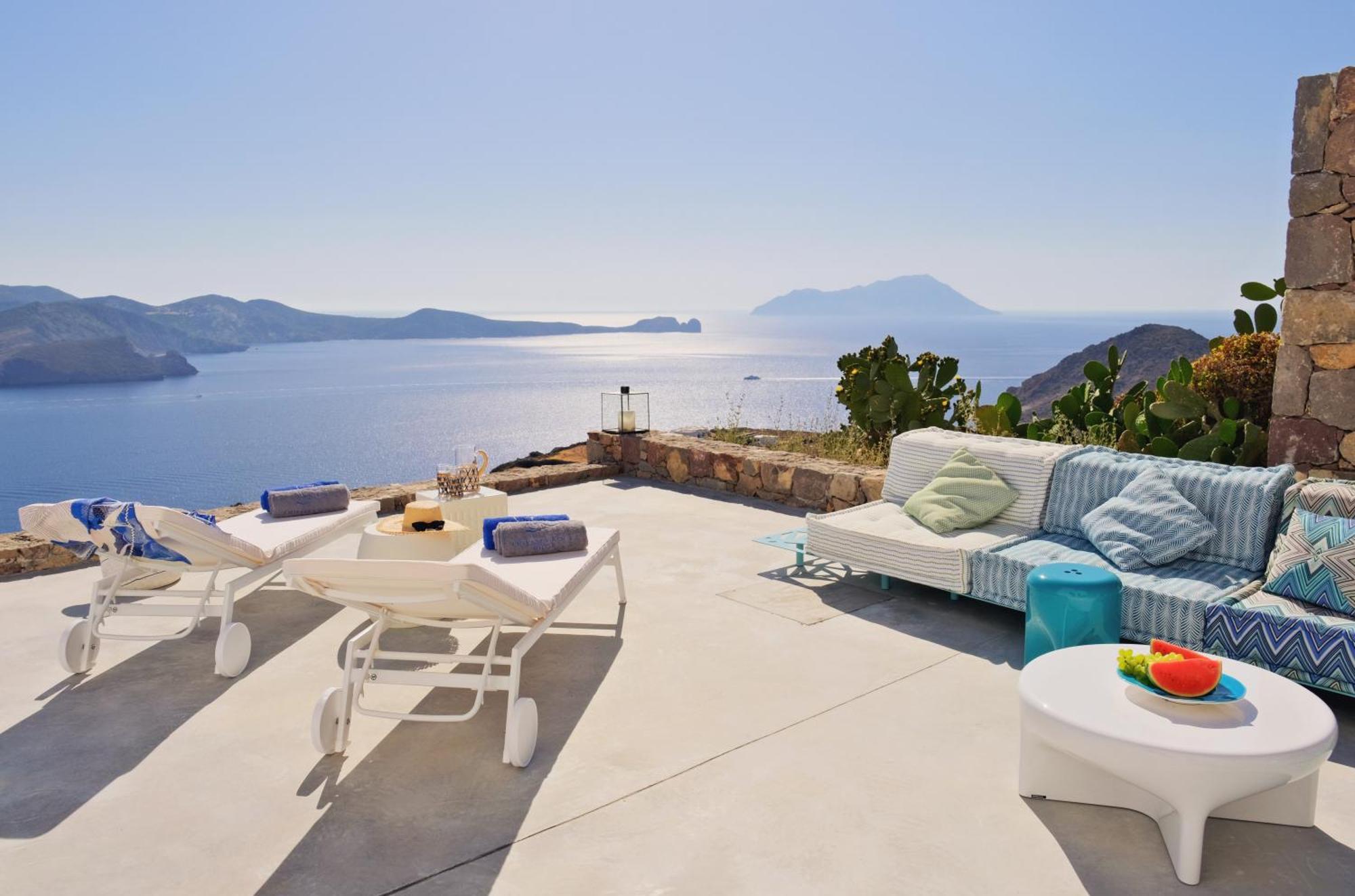 Odyssey Rock Milos Sunset Suites Plaka  Екстер'єр фото