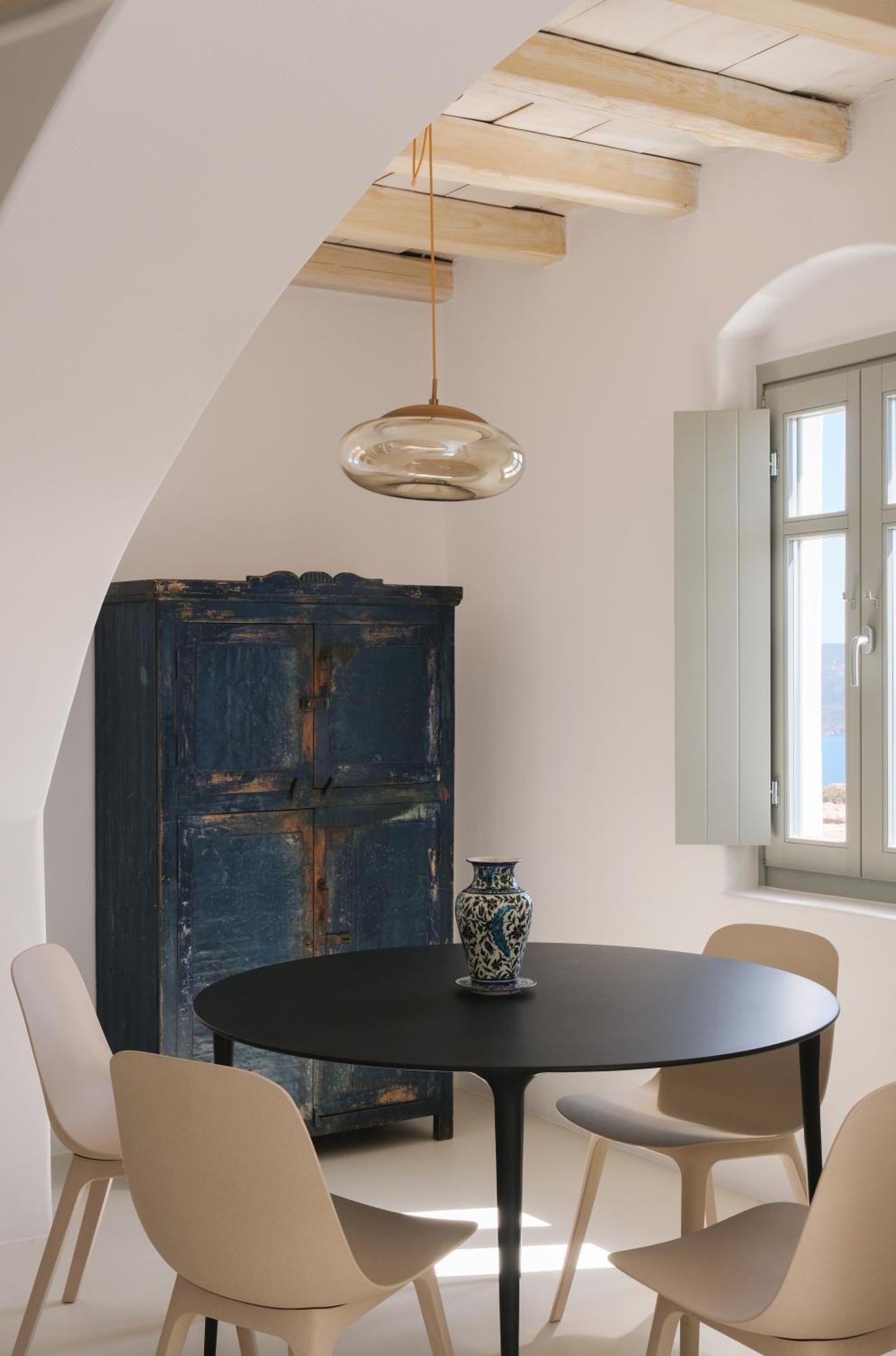 Odyssey Rock Milos Sunset Suites Plaka  Номер фото